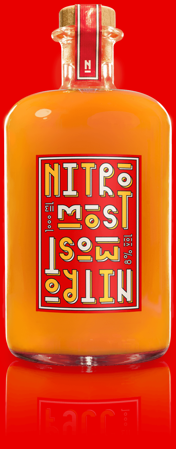 Eine Flasche NITROMOST